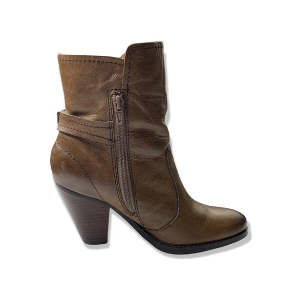 Nicole Distressed Brownish Gray Burnished Round Toe Heeled Boots Size 6 - Picture 2 of 7